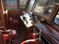 Navio porta-contêineres à venda