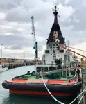 Rebocador à venda