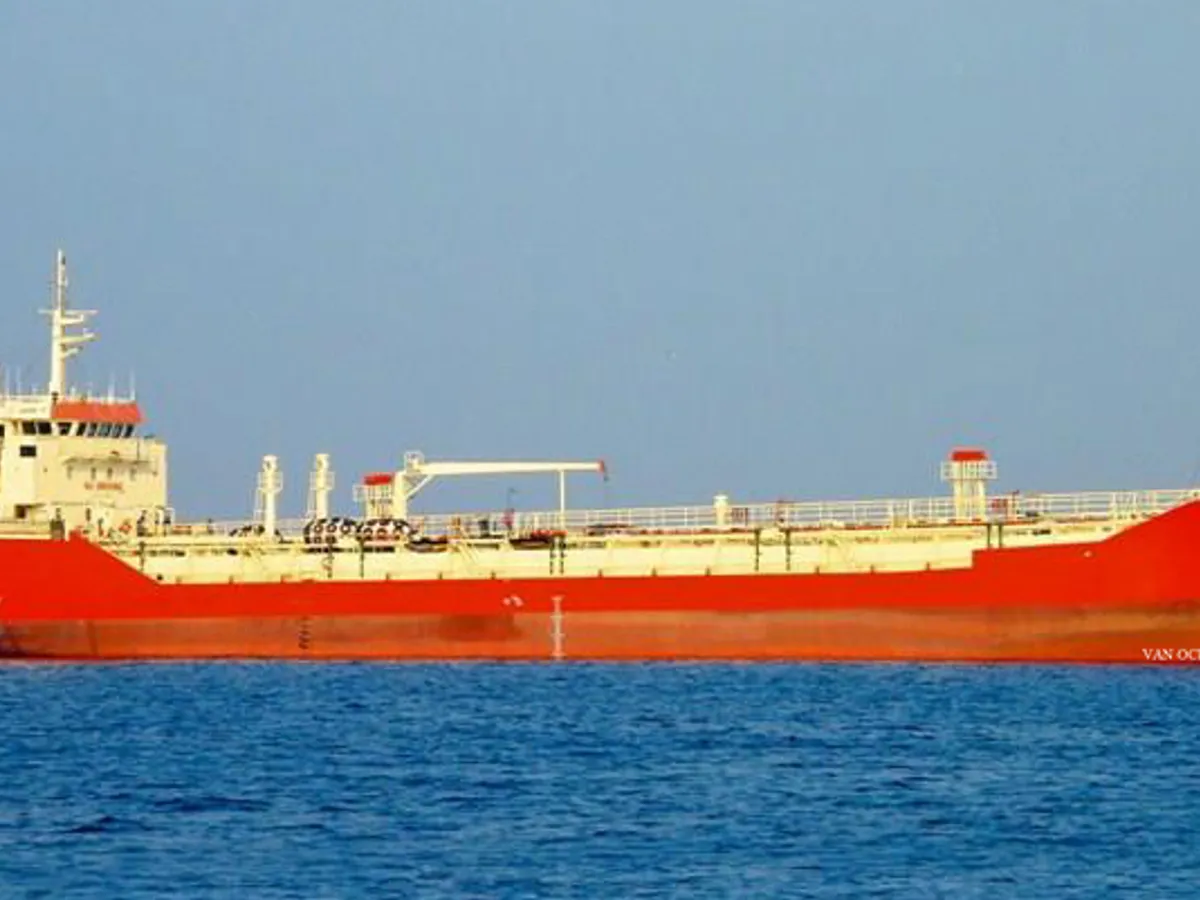 Navio-tanque de óleo/produtos químicos à venda