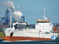 Navio frigorífico à venda