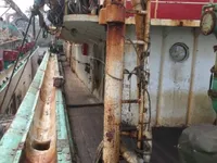 Navio de pesca de lula com anzol à venda