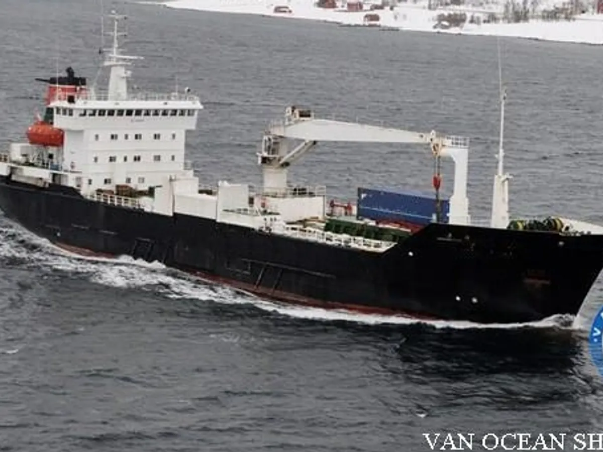 Navio frigorífico à venda