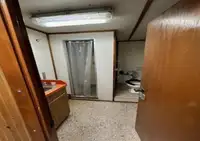 Barco de tripulação à venda