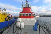 Navio de resgate à venda