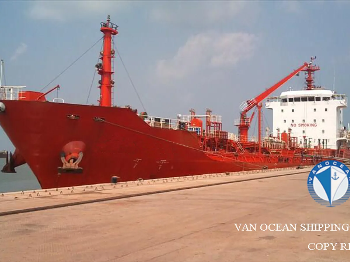 Navio-tanque de óleo/produtos químicos à venda