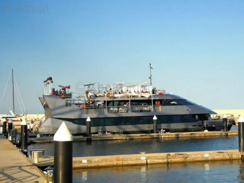 Navio de cruzeiro à venda