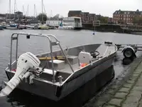 Navio de patrulha à venda