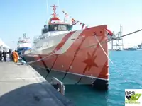 Barco de tripulação à venda
