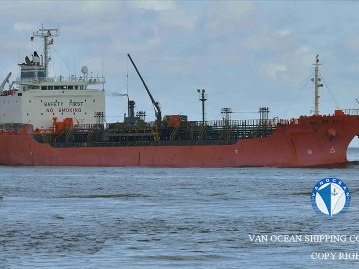 Navio-tanque de óleo/produtos químicos à venda