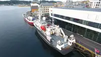Navio porta-contêineres à venda
