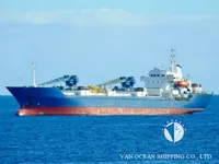 Navio frigorífico à venda