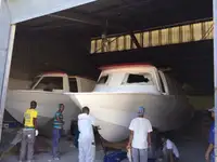 Navio de resgate à venda