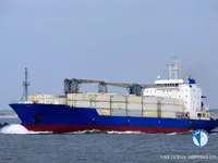 Navio frigorífico à venda