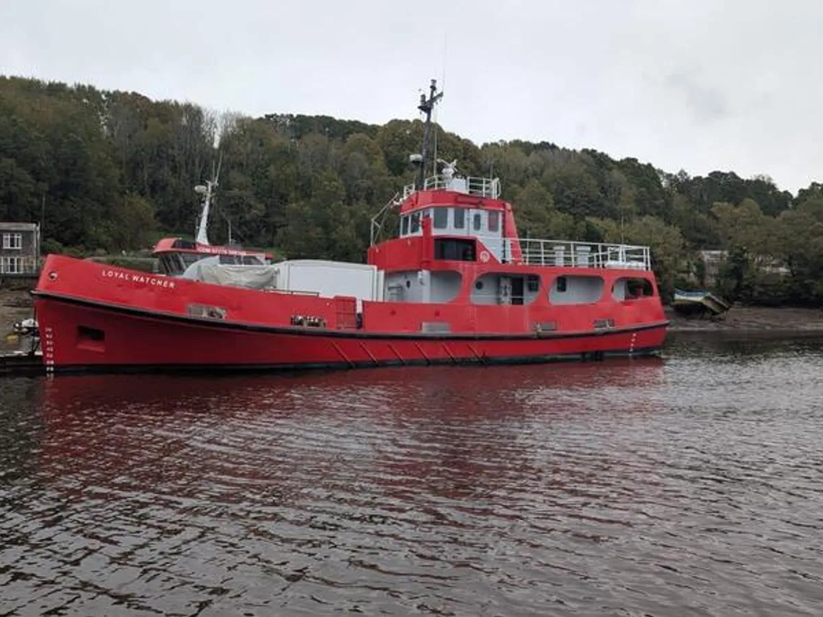Navio de pesquisa à venda