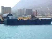 Barcaça à venda