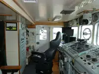 Navio de pesquisa à venda