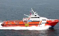 Barco de tripulação à venda