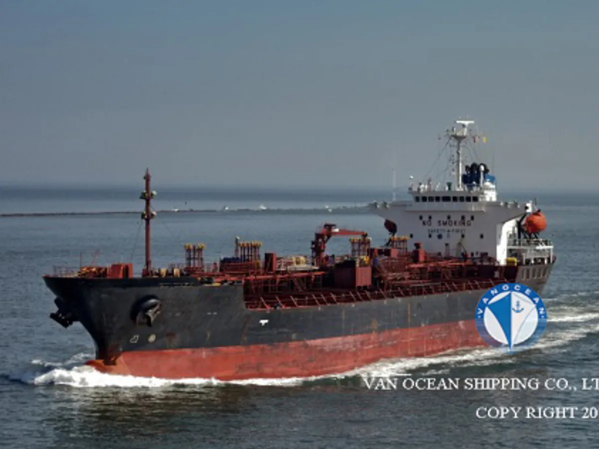 Navio-tanque de óleo/produtos químicos à venda