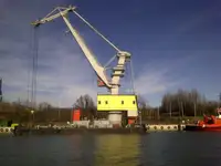 Navio guindaste à venda