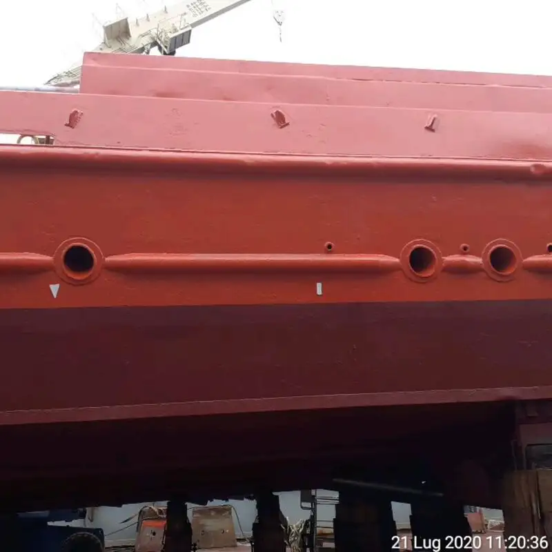 Barco de tripulação à venda