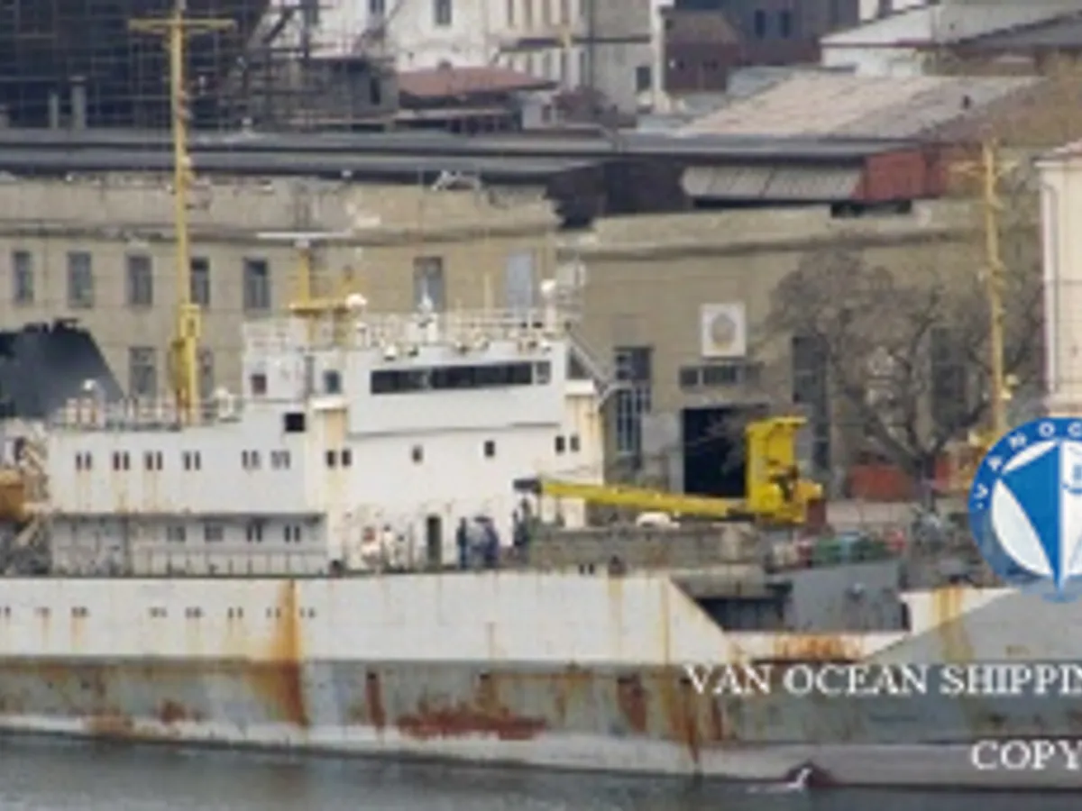 Navio de pesca de arrasto à venda