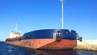 Barcaça à venda