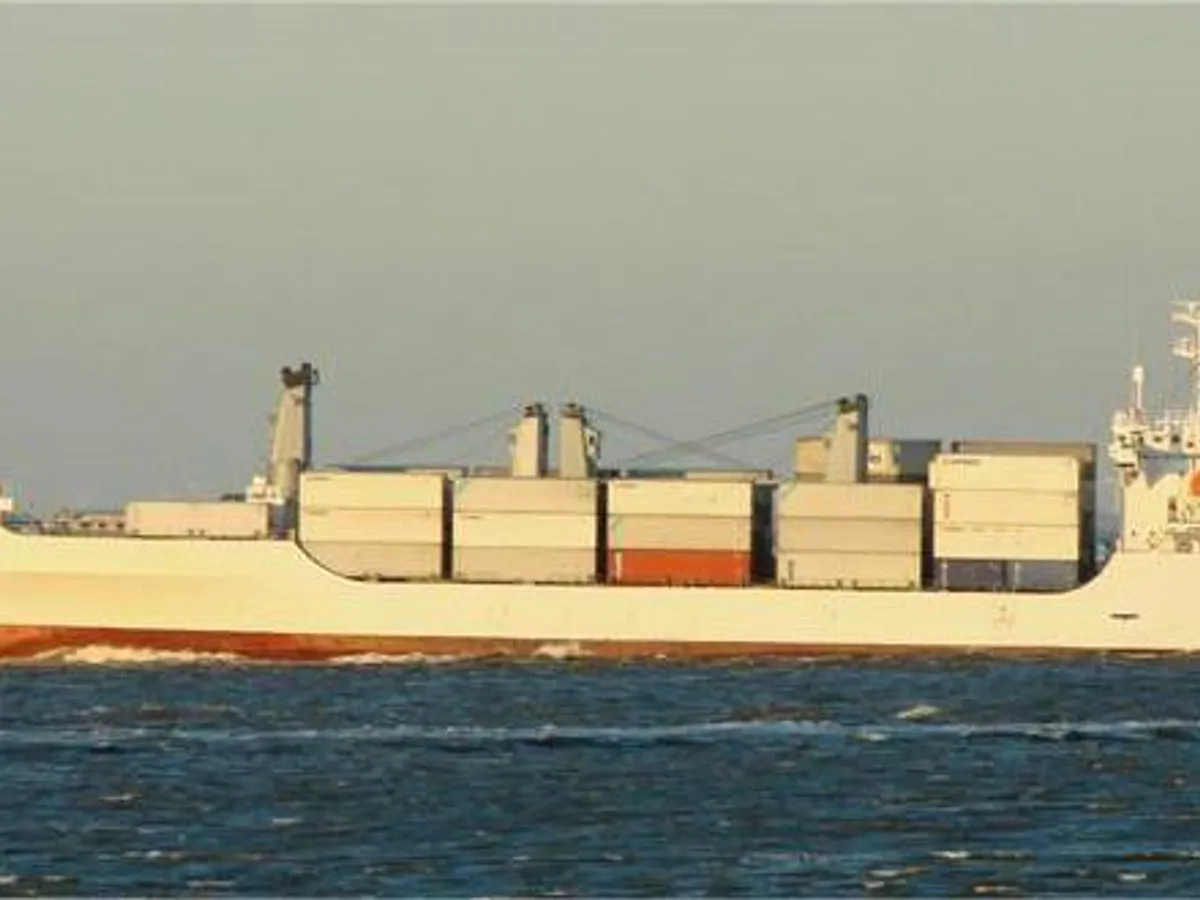 Navio frigorífico à venda