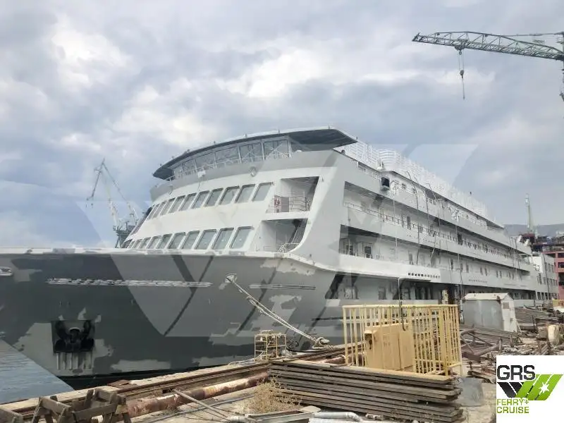 Navio de cruzeiro à venda