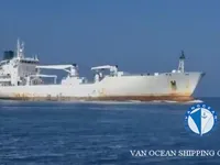Navio frigorífico à venda