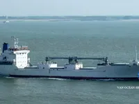 Navio frigorífico à venda