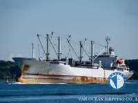 Navio frigorífico à venda