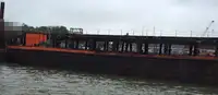 Barcaça à venda