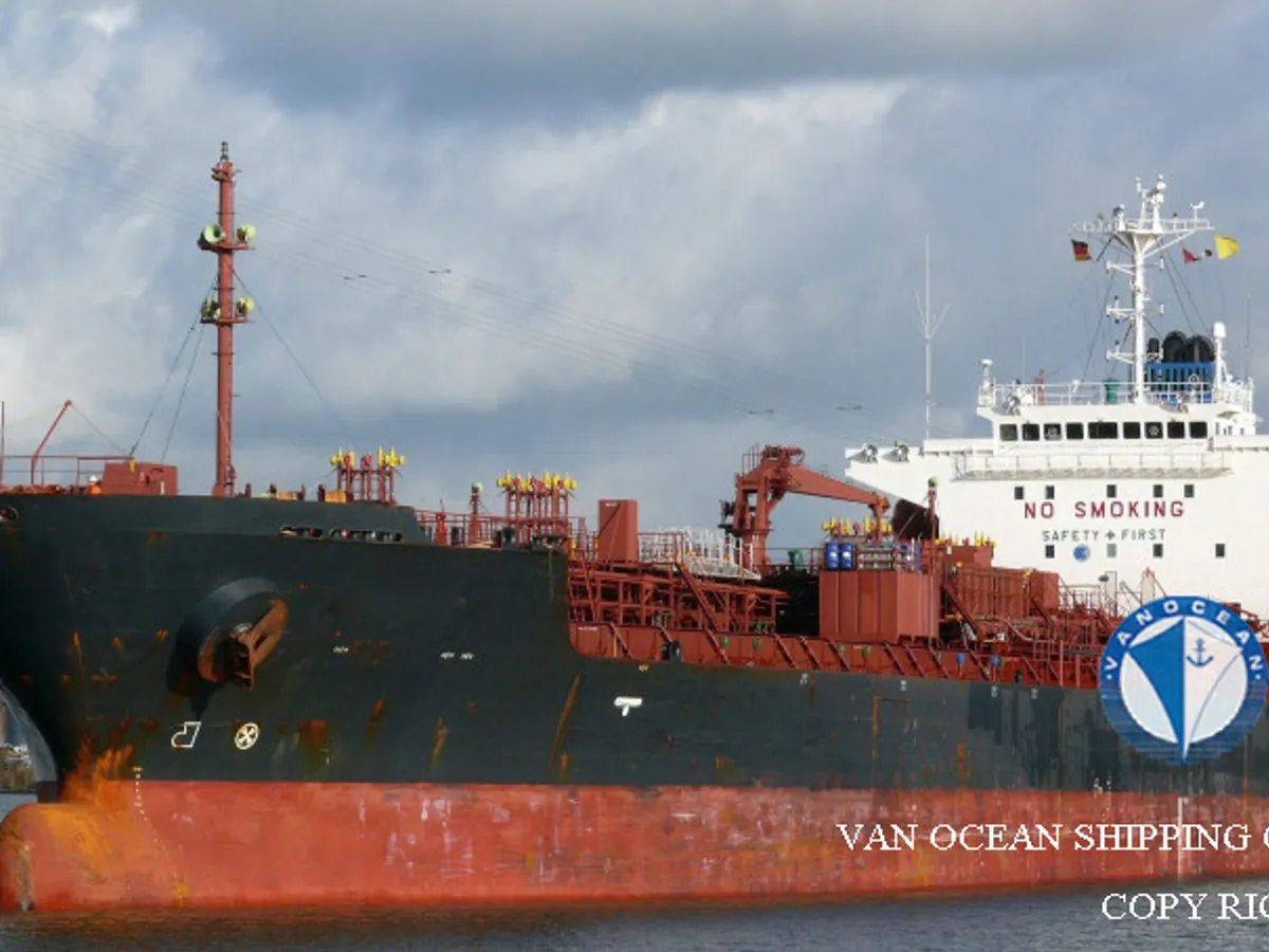 Navio-tanque de óleo/produtos químicos à venda