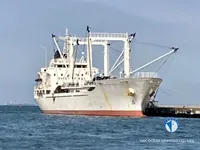 Navio frigorífico à venda