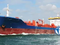 Navio-tanque de óleo/produtos químicos à venda