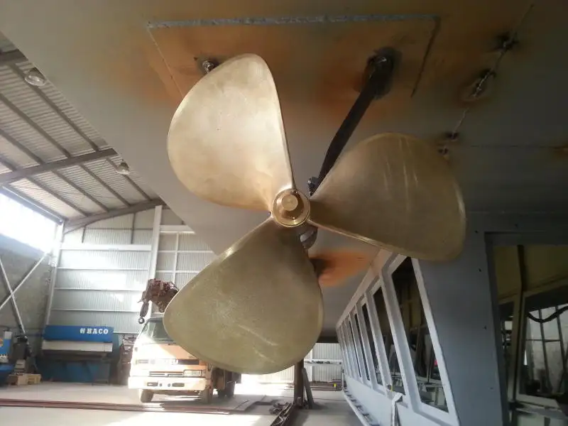 Submarino à venda