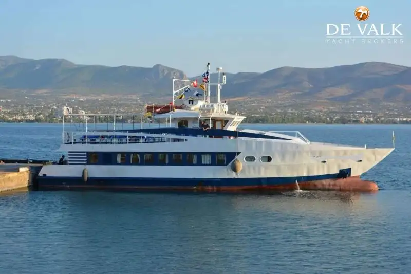 Navio de transporte de passageiros (Ferry) à venda