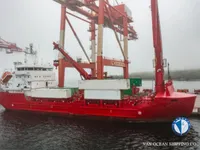 Navio frigorífico à venda