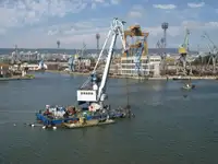 Navio guindaste à venda