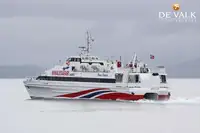 Catamarã à venda
