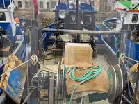 Navio transportador de peixes vivos à venda