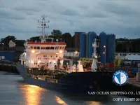 Navio-tanque de óleo/produtos químicos à venda