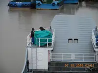 Navio porta-contêineres à venda