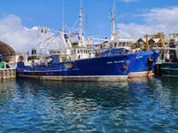 Navio de pesca de arrasto à venda