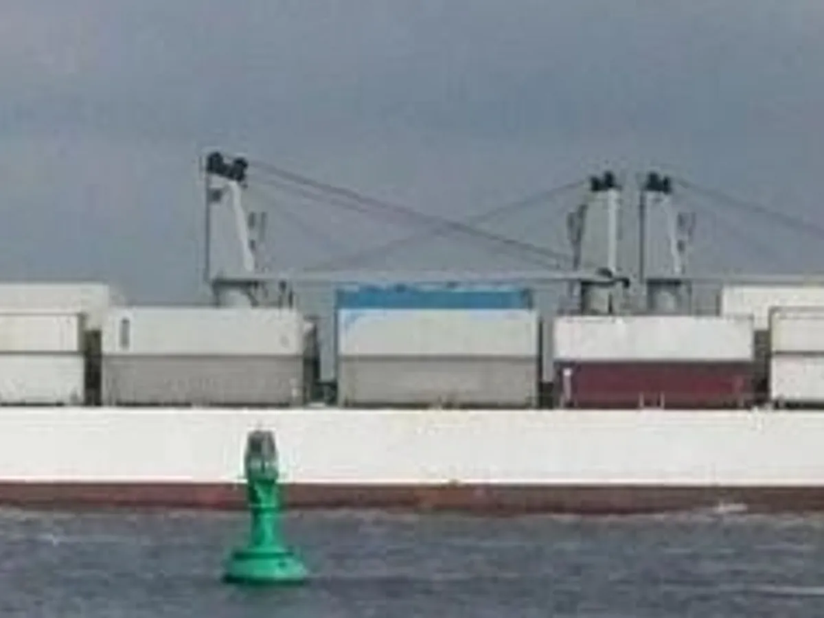 Navio frigorífico à venda