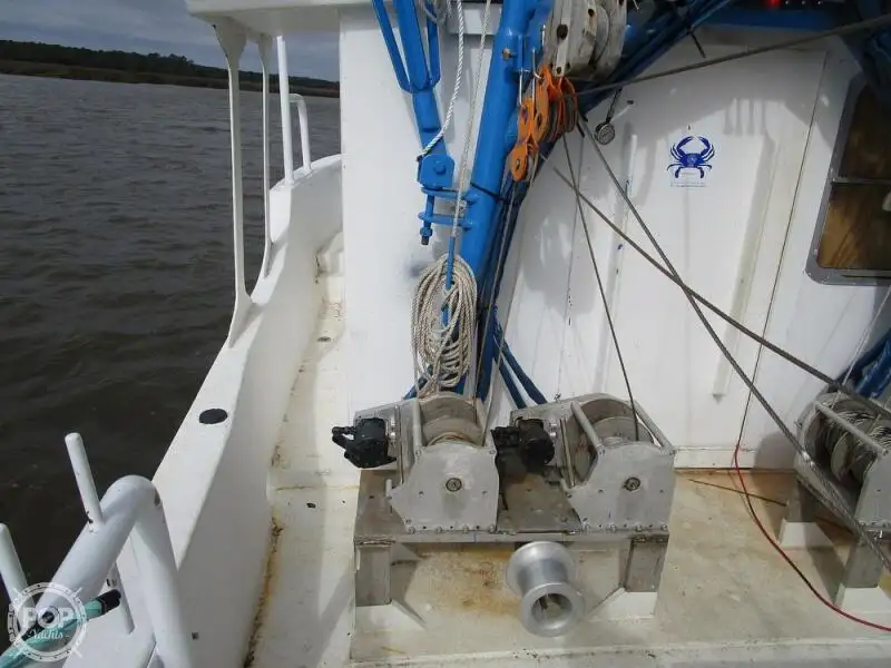 Navio de pesca de arrasto à venda
