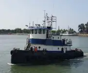 Rebocador à venda