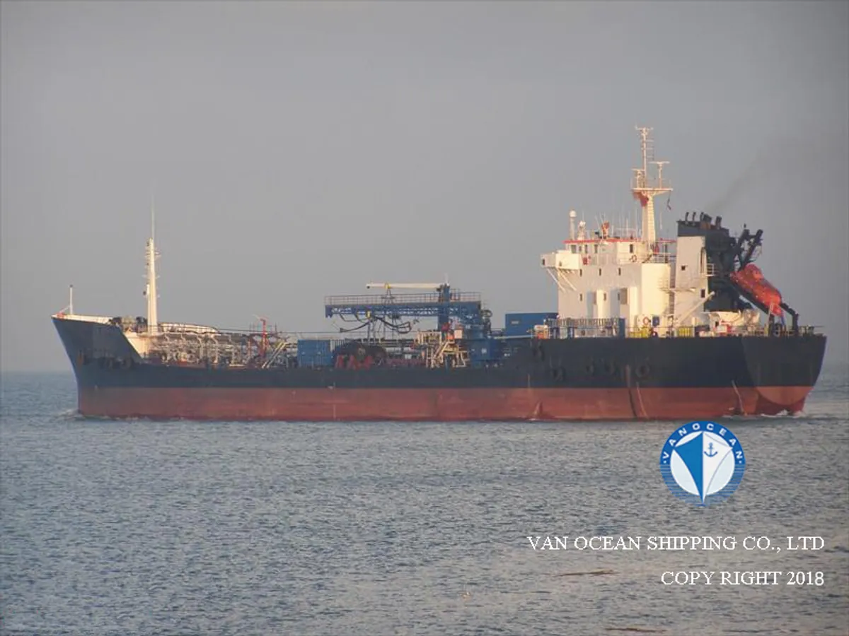 Navio-tanque de óleo/produtos químicos à venda