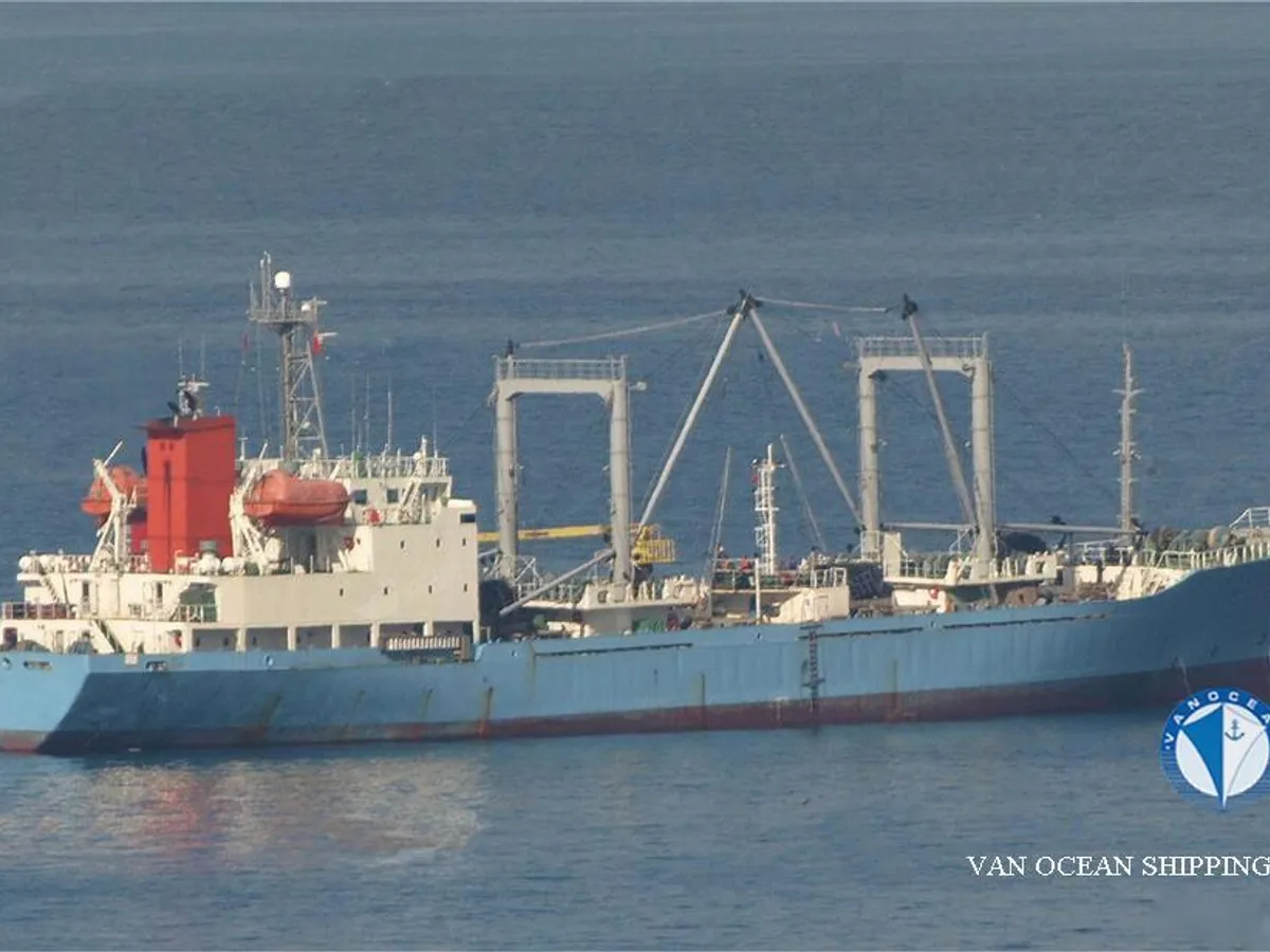 Navio frigorífico à venda