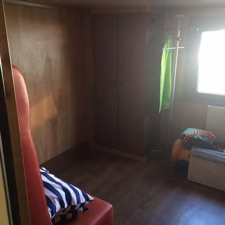 Navio porta-contêineres à venda